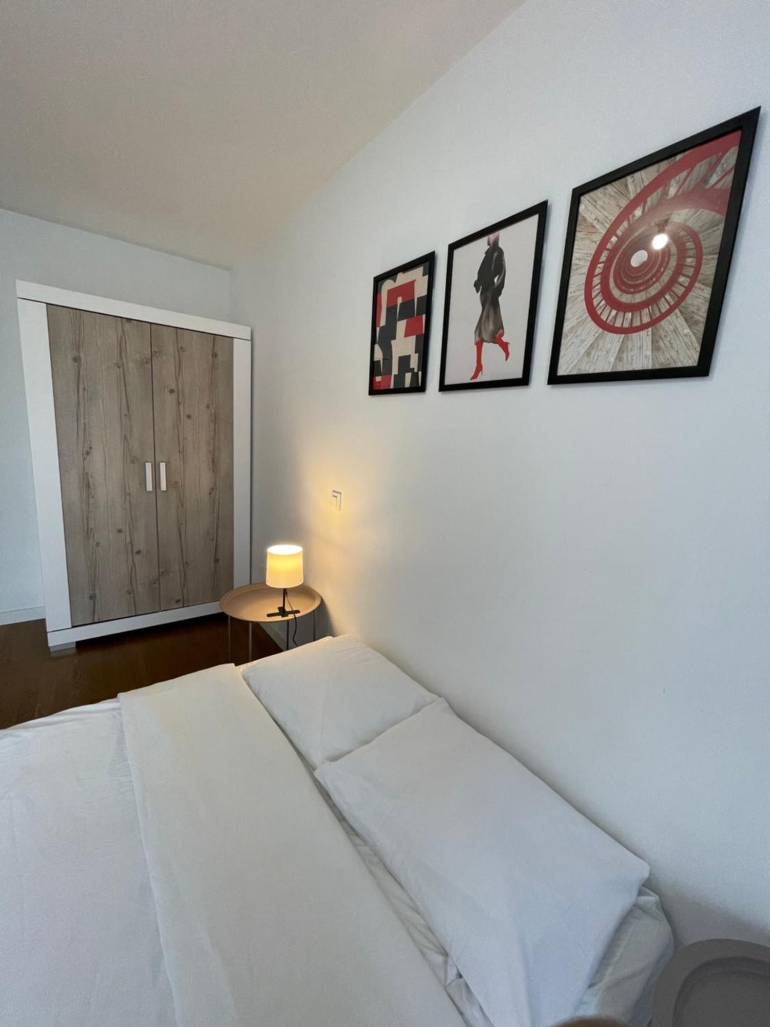 Sweet Escape Paris Centre - 3 Bds- Terrasse - Stade De France - Montmartre Saint-Ouen  Ngoại thất bức ảnh
