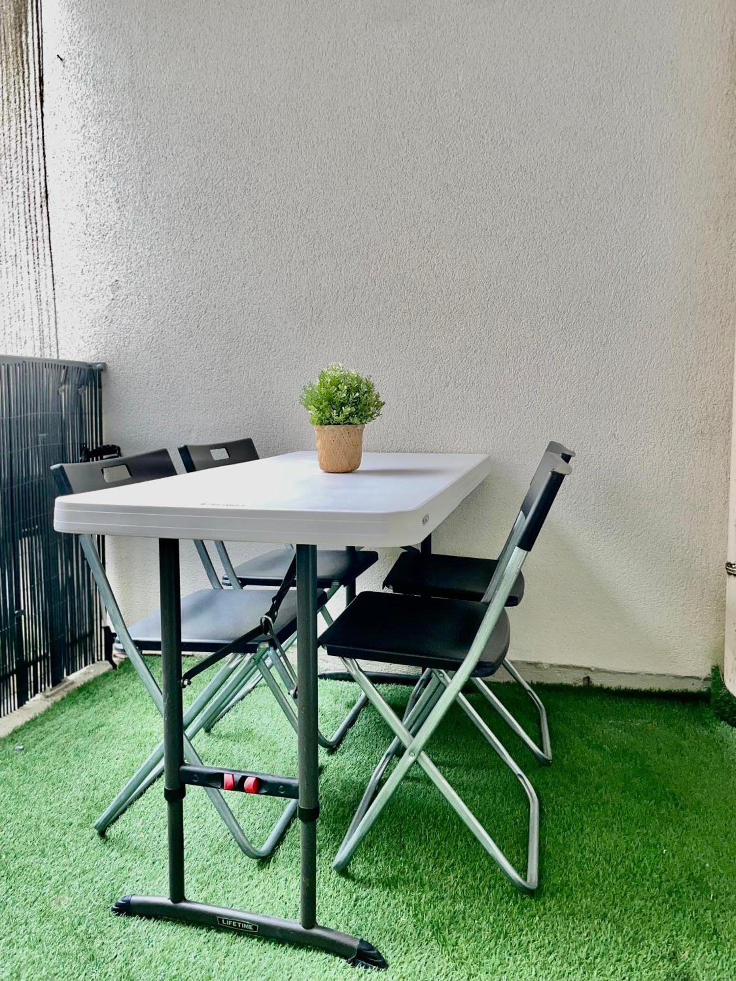 Sweet Escape Paris Centre - 3 Bds- Terrasse - Stade De France - Montmartre Saint-Ouen  Ngoại thất bức ảnh